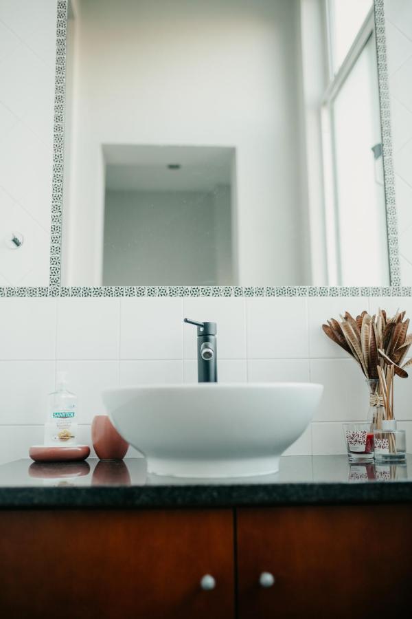 H.Oe.H Apartment Porto Bagian luar foto